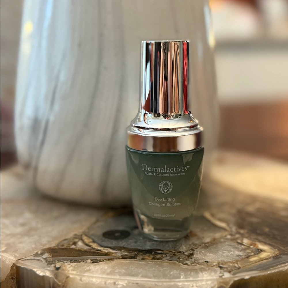 Eye Lifting Collagen Solution - Silver and Green